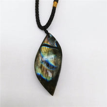Load image into Gallery viewer, Natural Labradorite Moonstone Pendants
