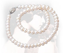 Load image into Gallery viewer, Natural Water Pearl Necklace