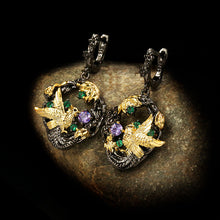 Load image into Gallery viewer, Black Gold Stud Earrings With Embedded Diamond