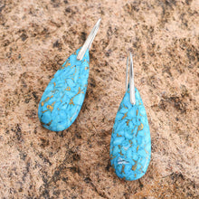 Load image into Gallery viewer, New Rain Drop Shaped Earrings