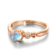 Load image into Gallery viewer, Natural Moonstone Vintage Ring
